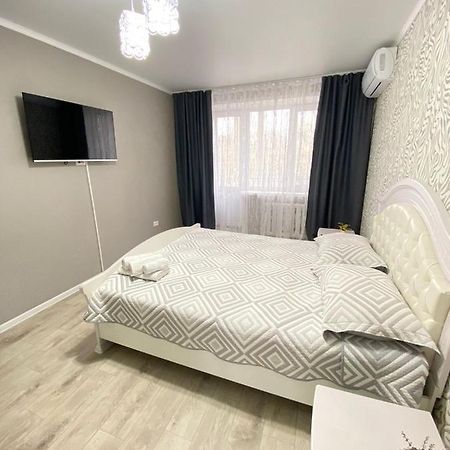 Вип 1Комн Айтиева 70 Oral Bagian luar foto