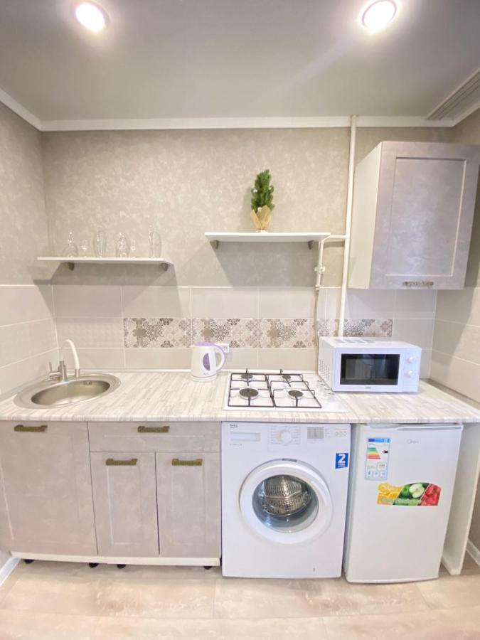 Вип 1Комн Айтиева 70 Oral Bagian luar foto